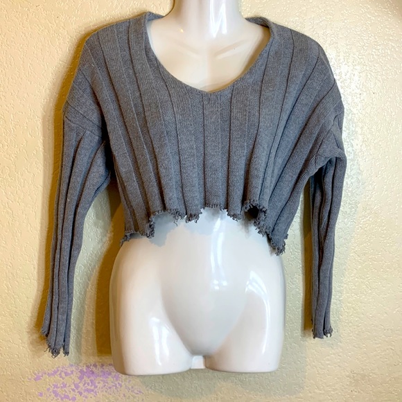 Forever 21 Sweaters - F21 Gray Cropped Sweater